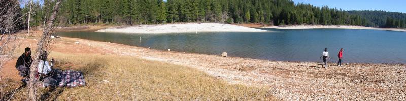 t_pan_lake.jpg 3.2K