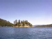 t_emerald_bay_island.jpg 4.7K