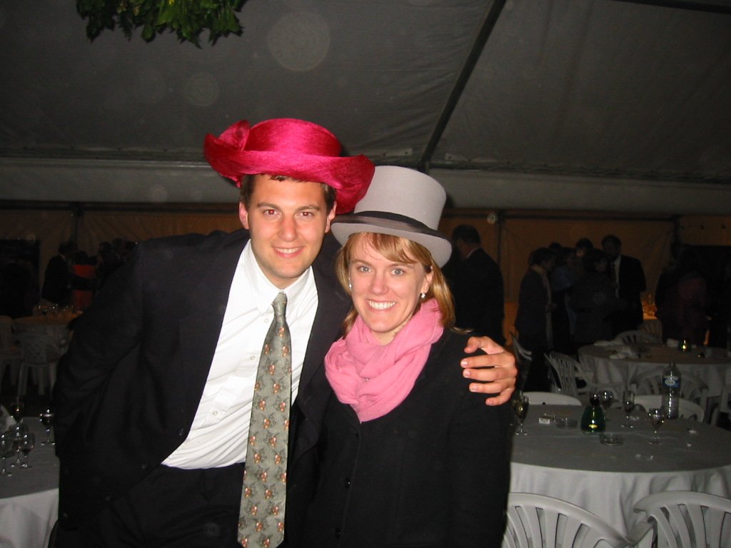chapeaux2.JPG 166.8K