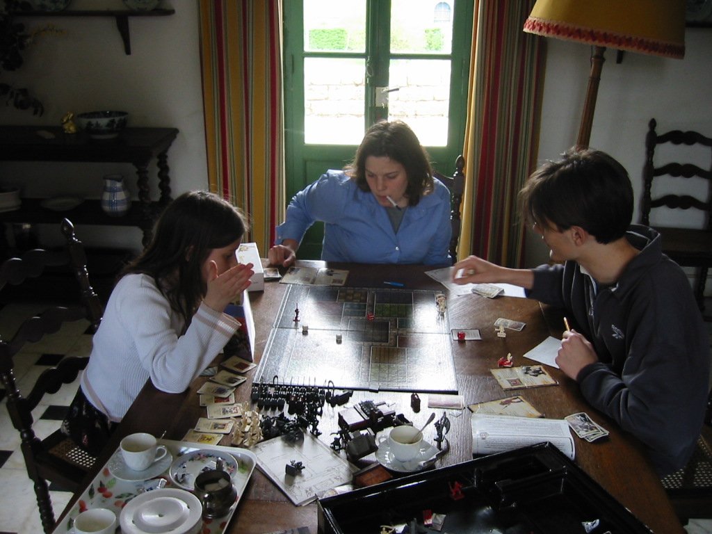 hero_quest.JPG 227.6K