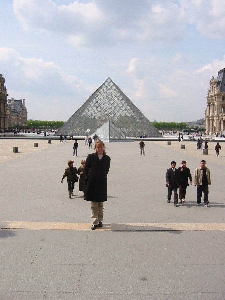 louvre.JPG 154.0K