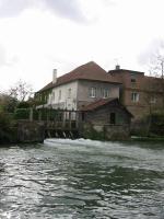 t_moulin1.jpg 6.4K